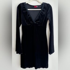 Ruby Rox Black Velvet Babydoll Y2K Bell Sleeve Mini Dress, Size Small